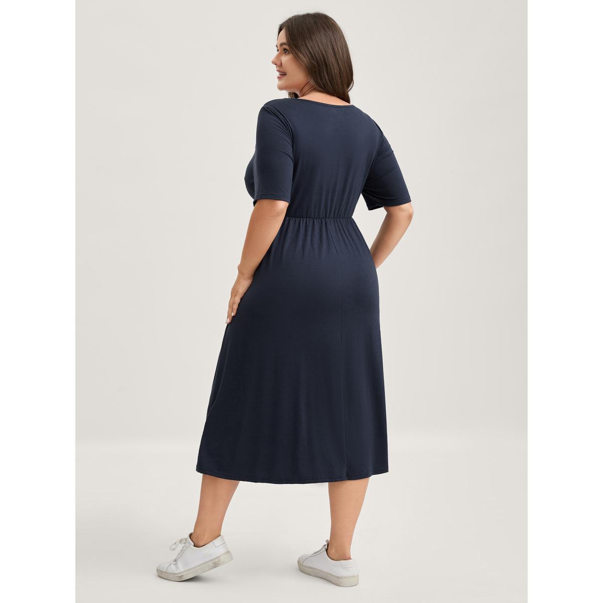 Plus Size Scoop Neck Stretch Solid Pockets Midi Dress Indigo Women U-neck Short sleeve Curvy BloomChic 26/4X Product Image