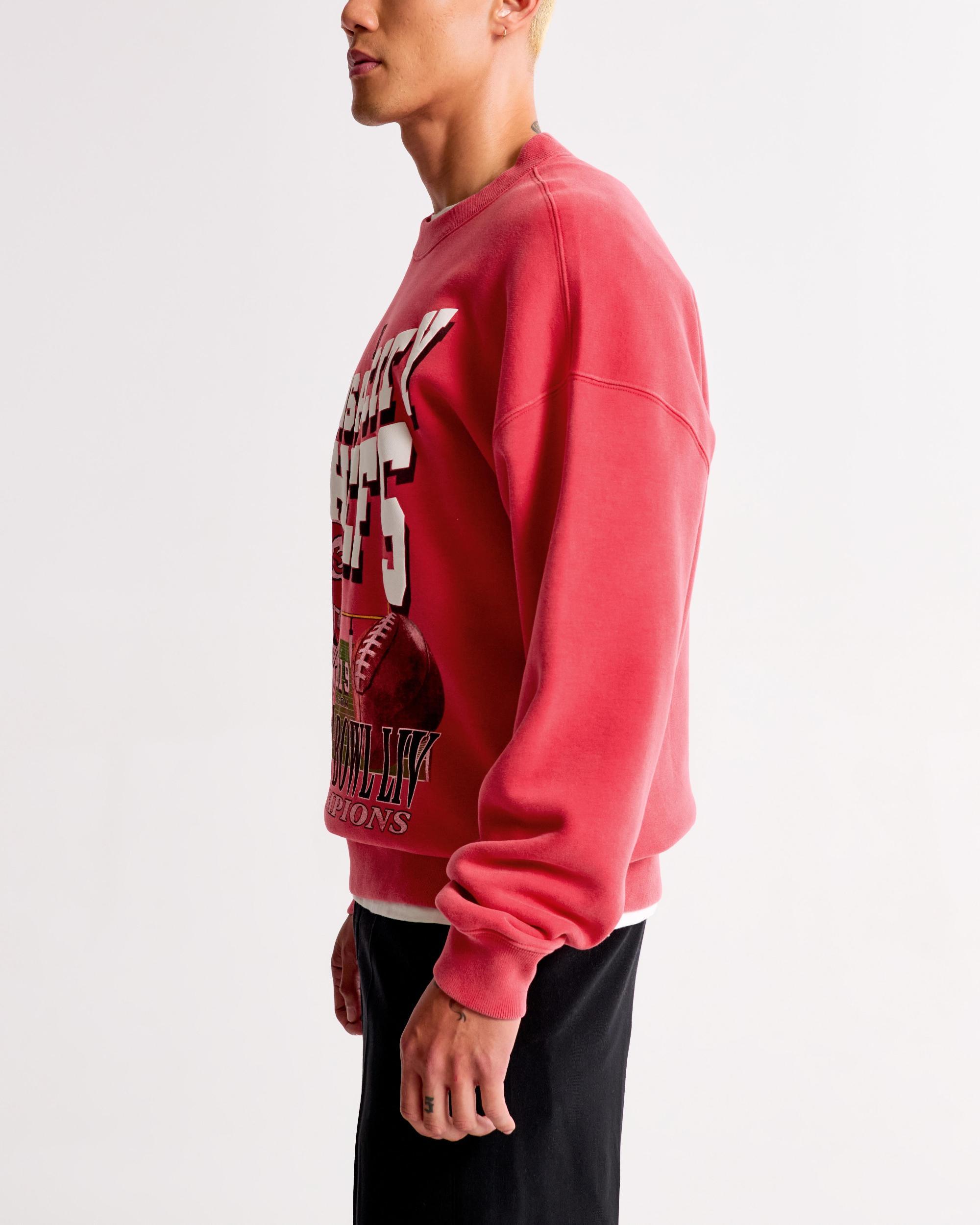 Minnesota Vikings Graphic Crew Sweatshirt Product Image