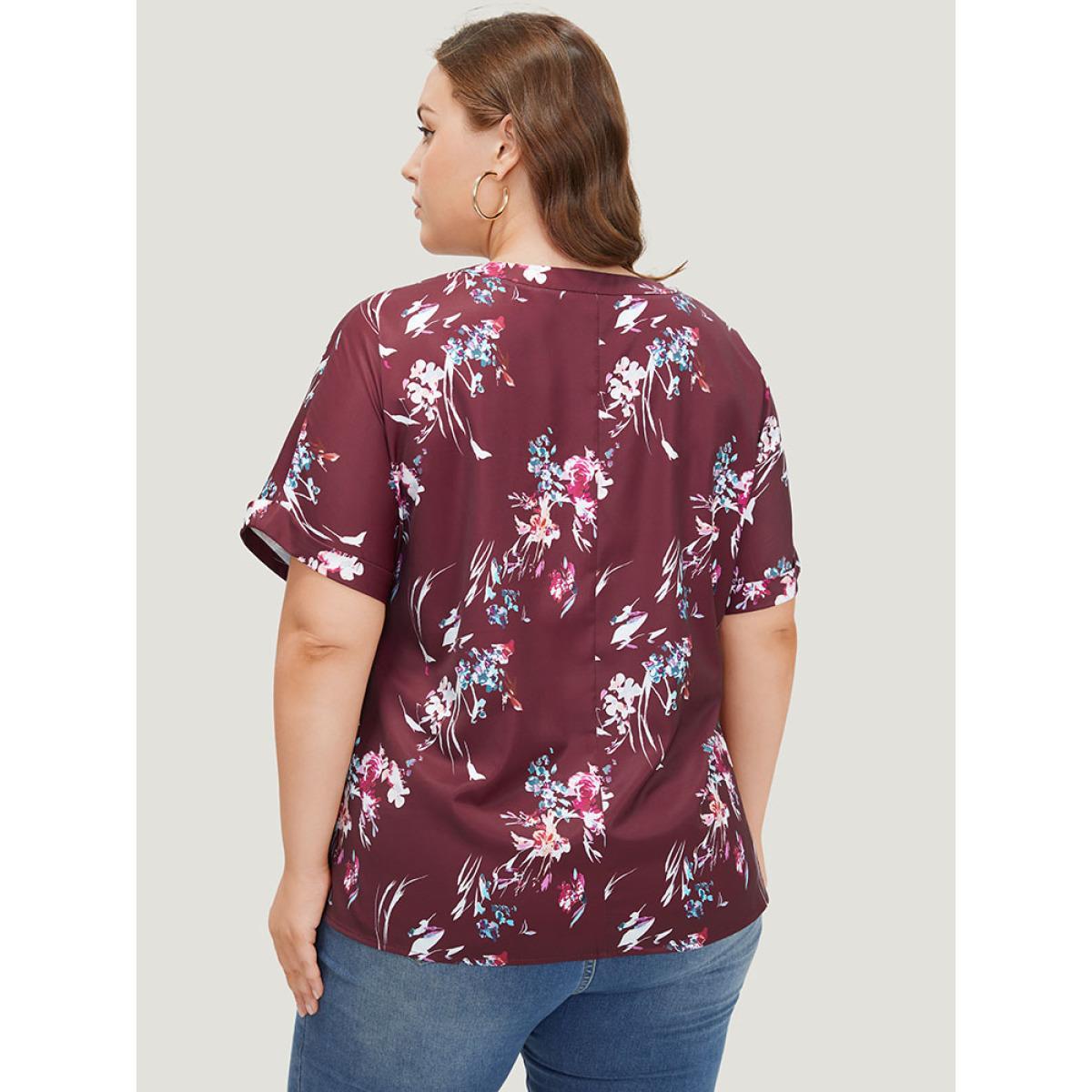 Plus Size Scarlet Floral Roll Batwing Sleeve Notched Neck Blouse Women Elegant Short sleeve Notched collar Dailywear Blouses BloomChic 30/6X Product Image