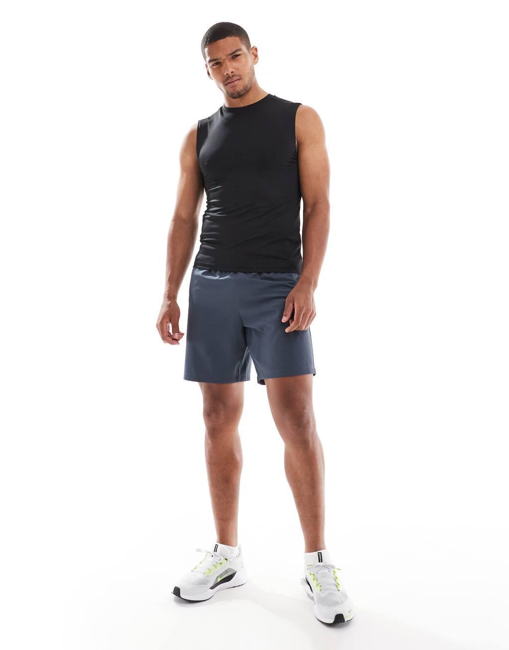 4505 Icon muscle fit quick dry training tank top in black  Product Image