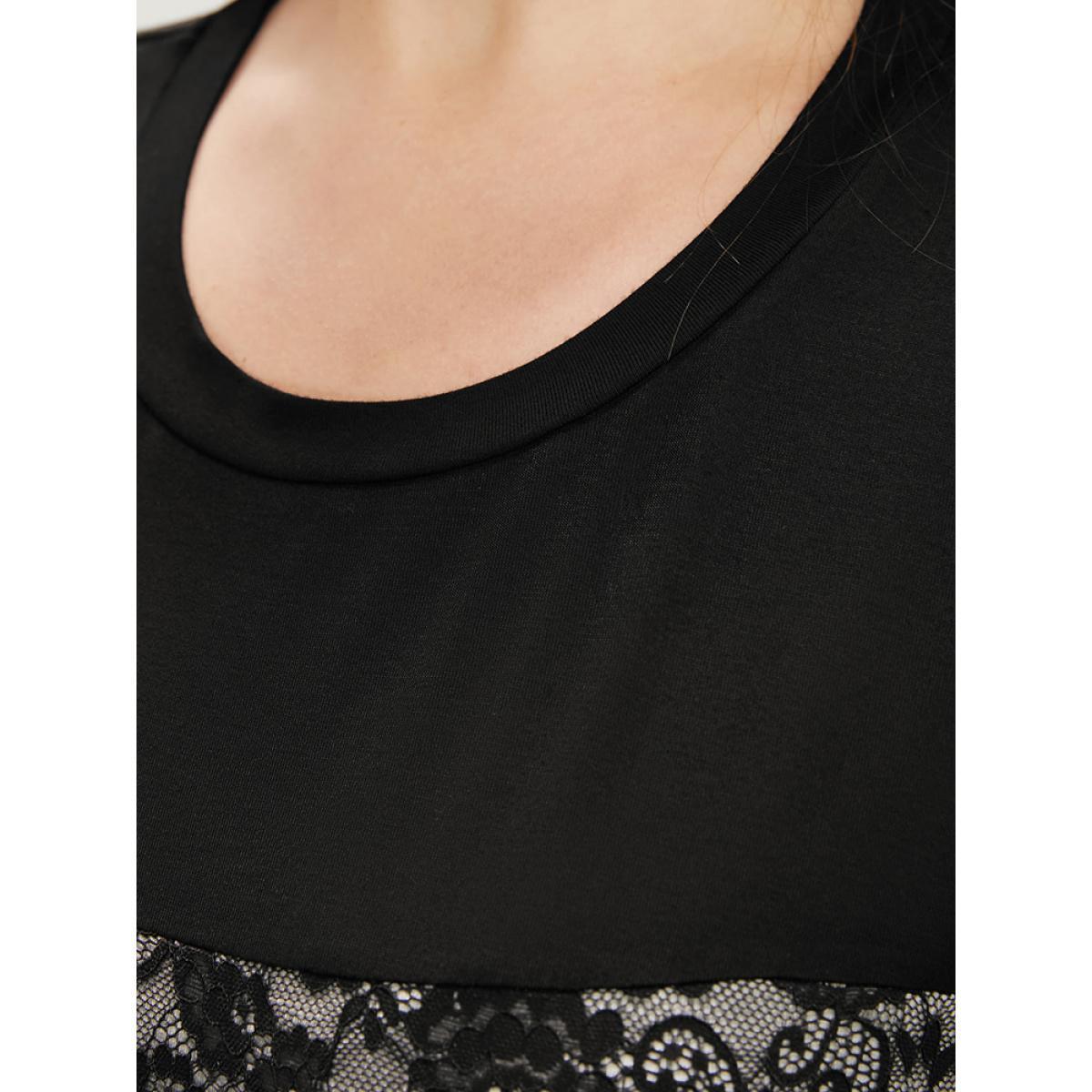 Plus Size Colorblock Contrast Round Neck Lace Insert T-shirt Black Women Elegant Contrast Colorblock Round Neck Dailywear T-shirts BloomChic 26/4X Product Image