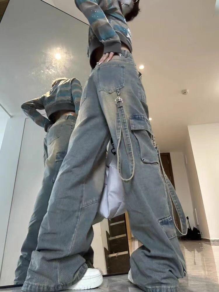 Mid Rise Washed Wide Leg Cargo Jeans Product Image