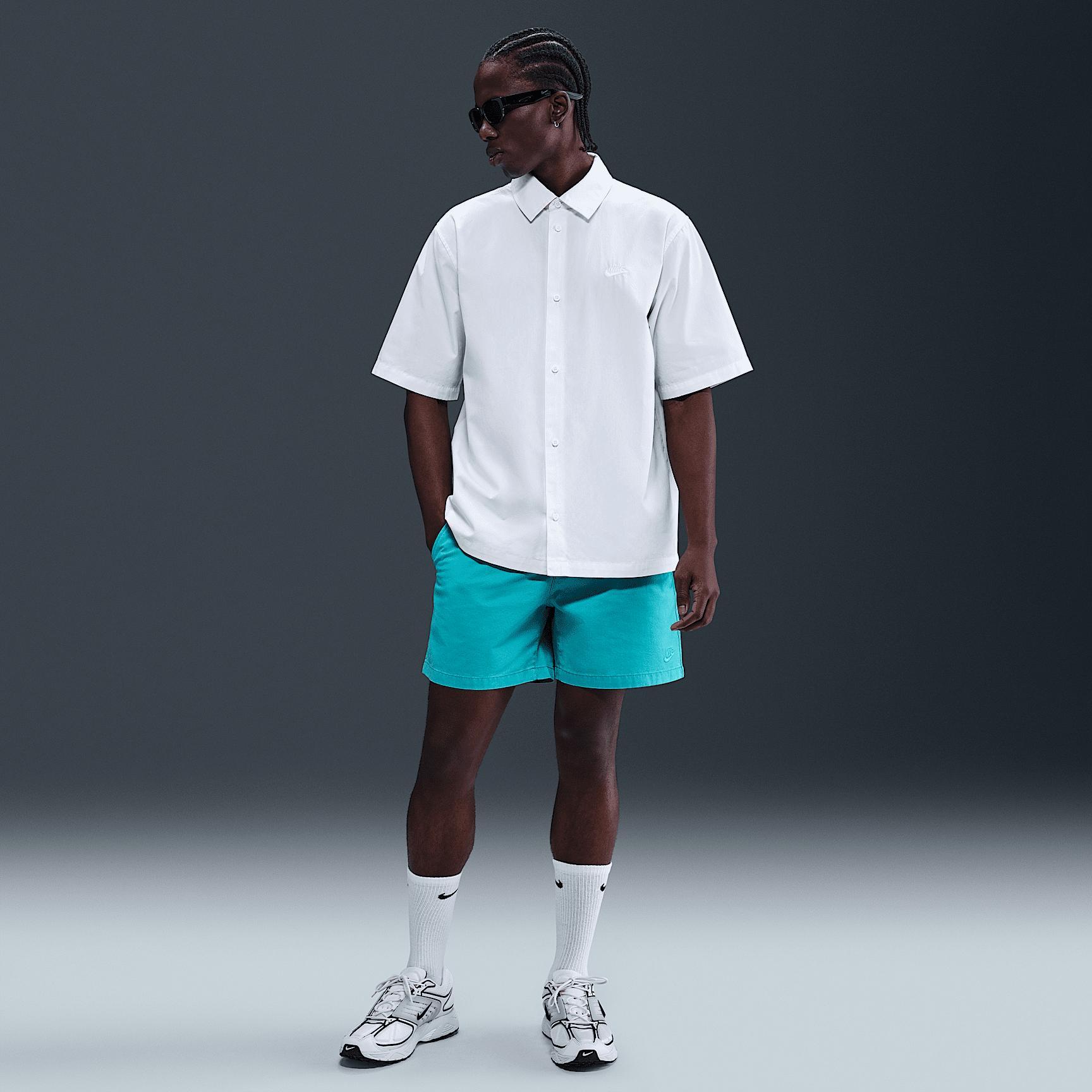Nike Club Men's Washed Chino Shorts Product Image
