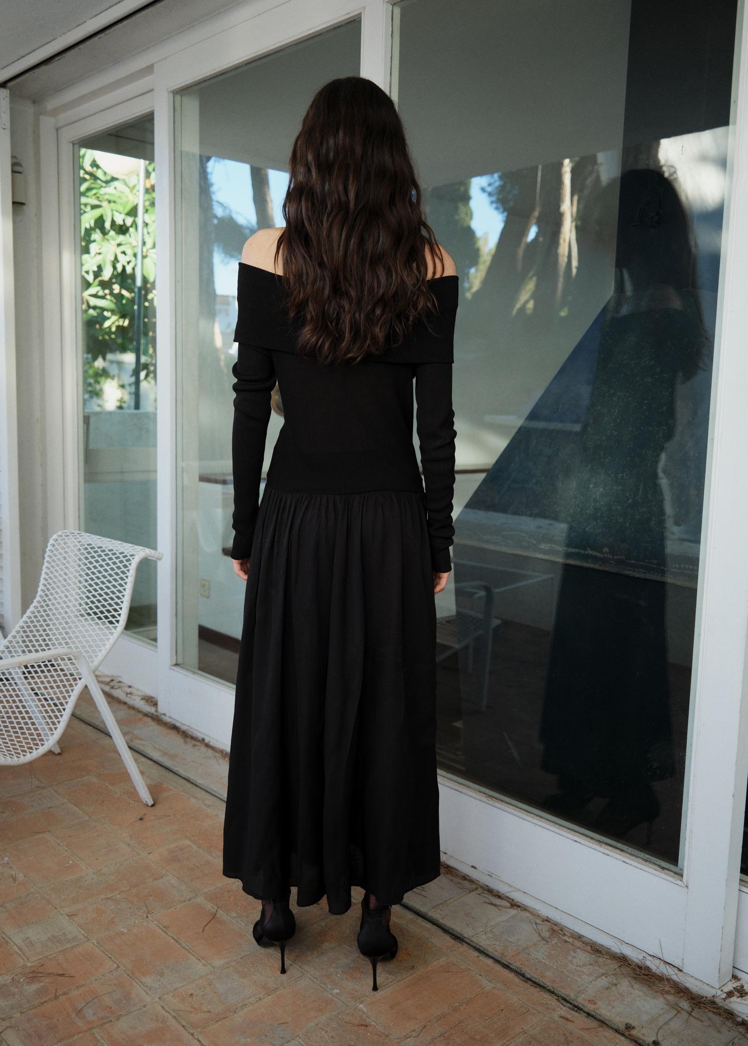 Off-the-shoulder dress in combined fabric - Women | MANGO USA Product Image