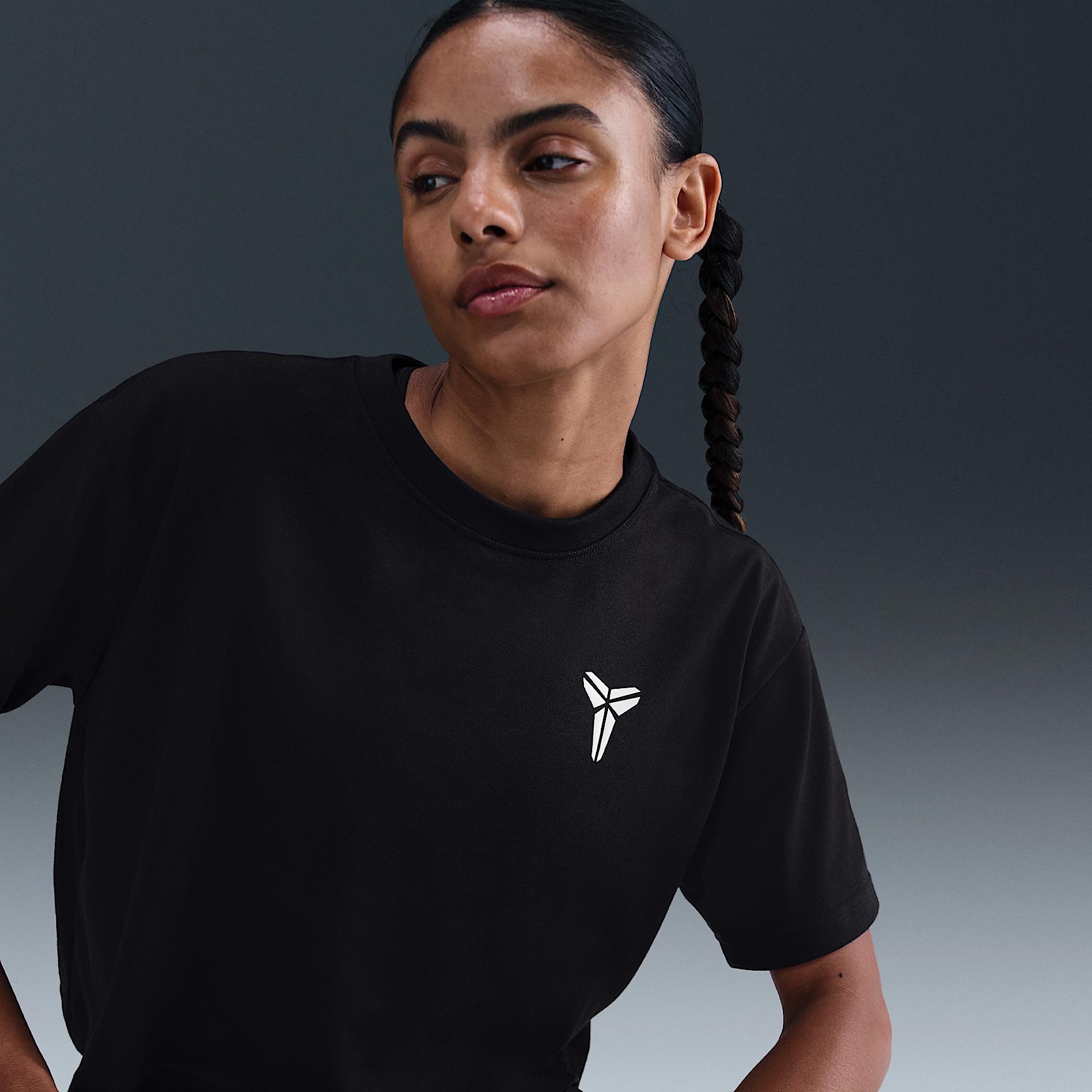 Kobe Women's Dri-FIT Cropped Basketball T-Shirt Product Image