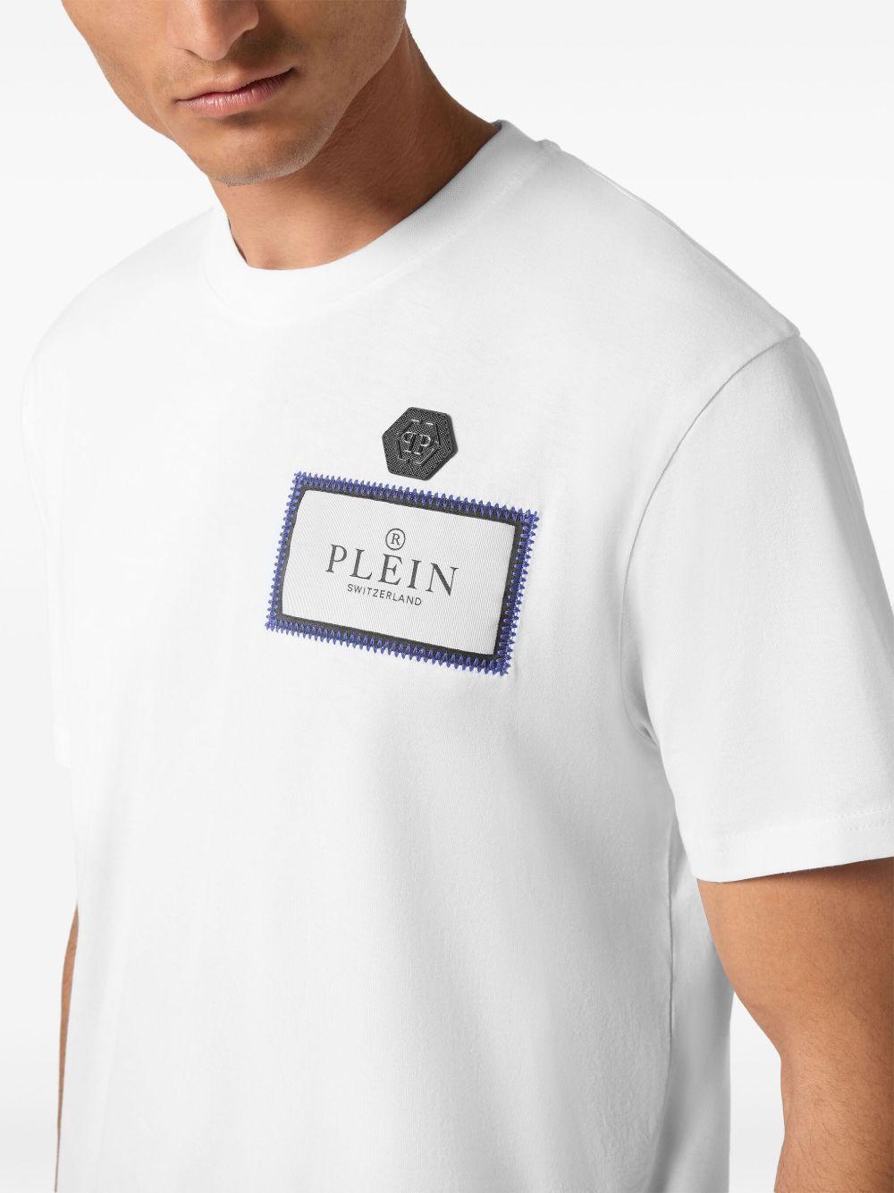 patch-detail T-shirt Product Image