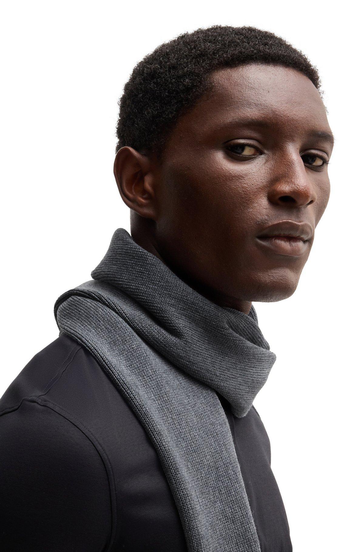 Raschel-knit scarf in merino wool Product Image