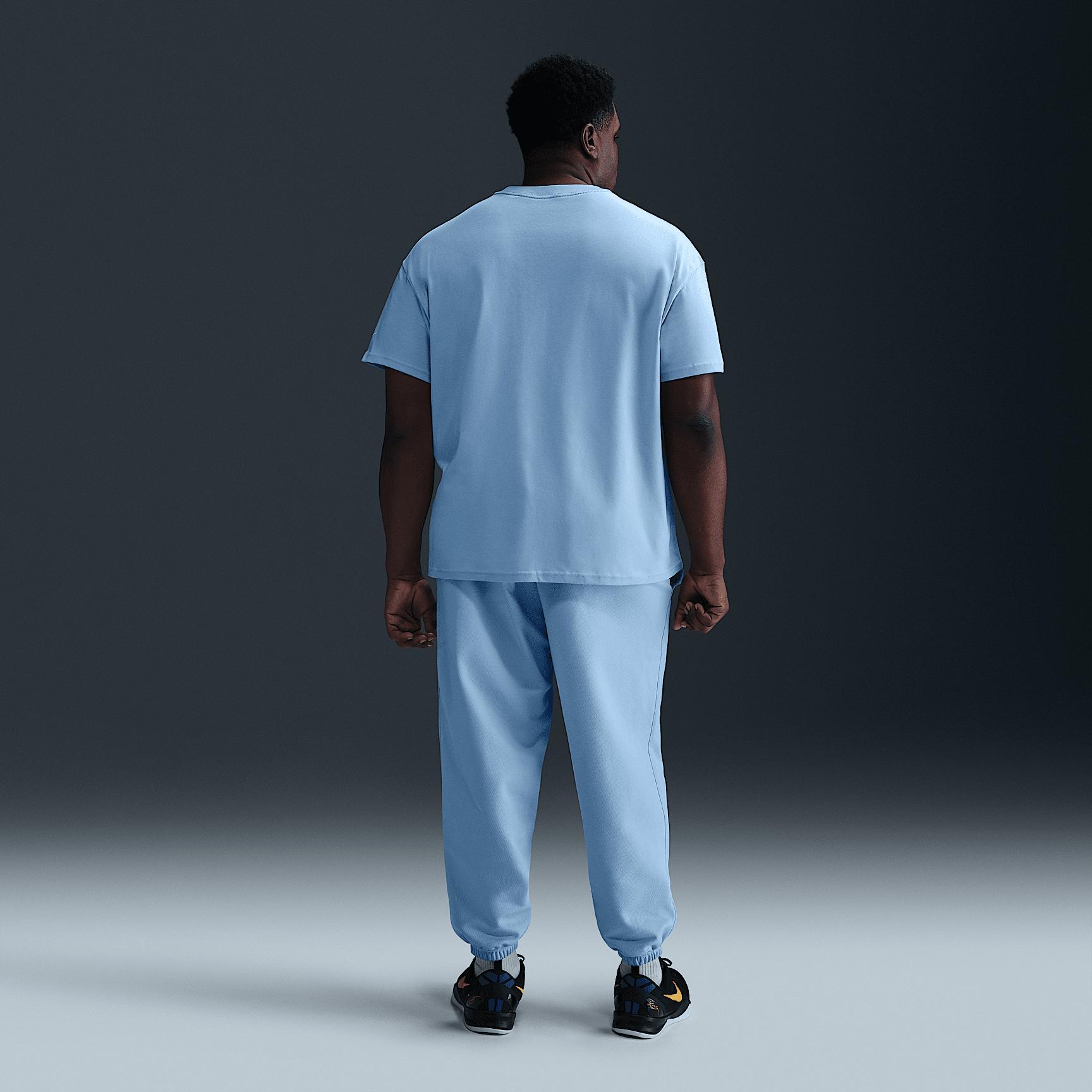 Nike Men's Kobe Basketball T-Shirt Product Image
