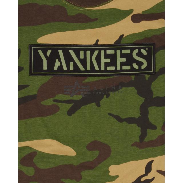Alpha Industries X Chicago White Sox Camo T-Shirt Male Product Image