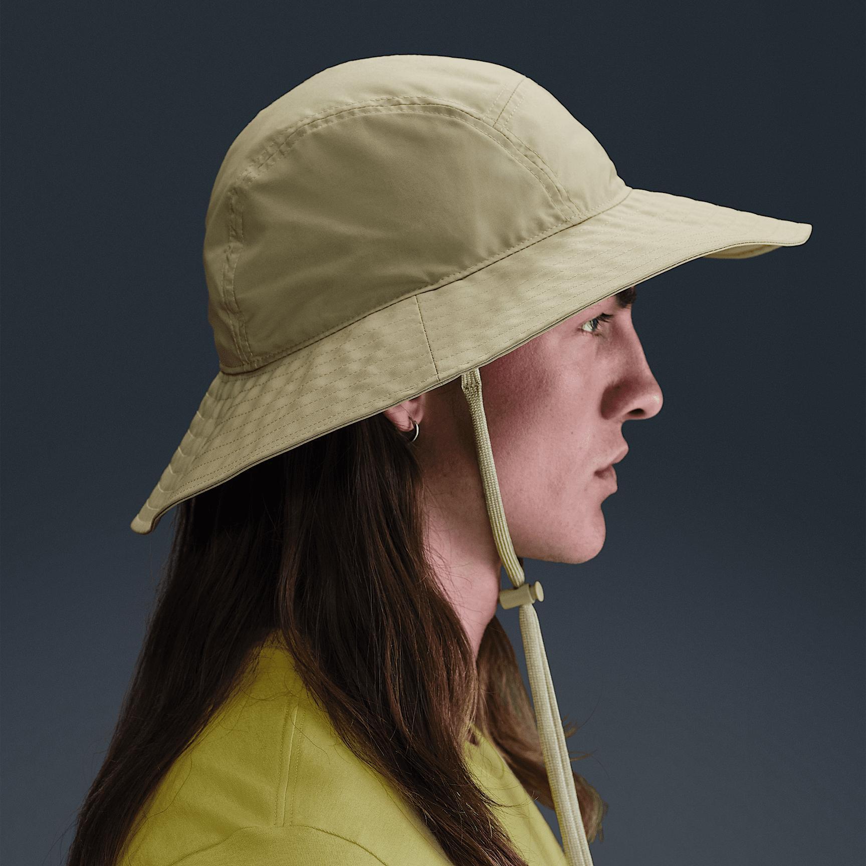 Nike Apex Wide-Brim Bucket Hat Product Image