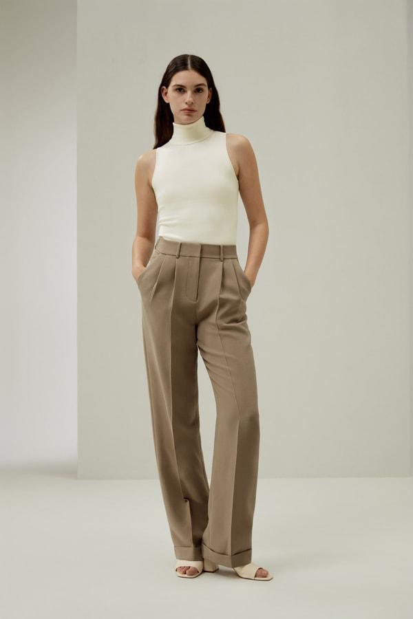 Minimalist Sleeveless Turtleneck Top Product Image