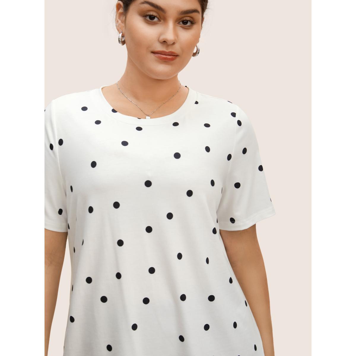 Plus Size Round Neck Polka Dot Contrast T-shirt Originalwhite Women At the Office Contrast Round Neck Work T-shirts BloomChic 22-24/3X Product Image