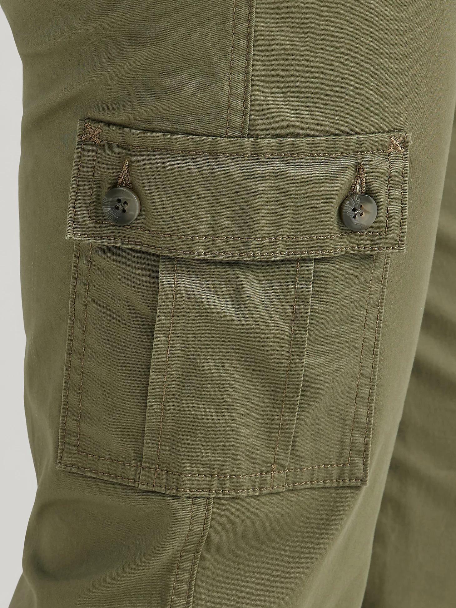 Women's Ultra Lux Comfort with Flex-to-Go Relaxed Fit Cargo Capri | Women's Capris & Crops | Lee® Product Image