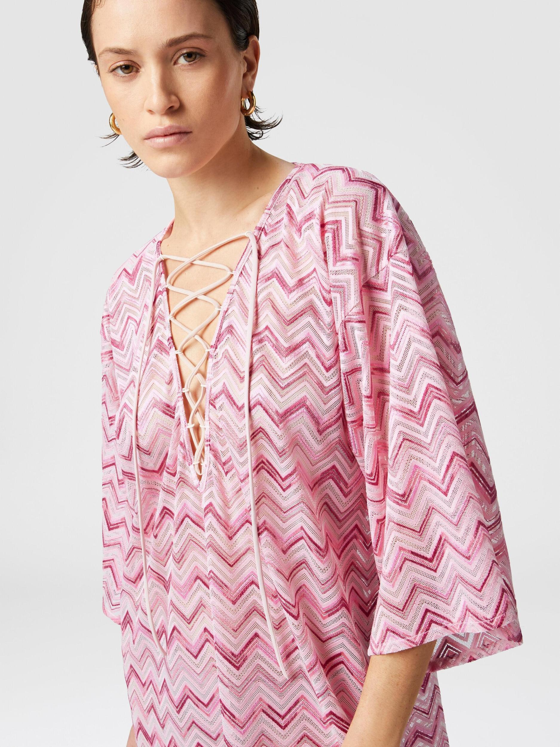 Short viscose-blend tulle kaftan with slub zigzag Product Image