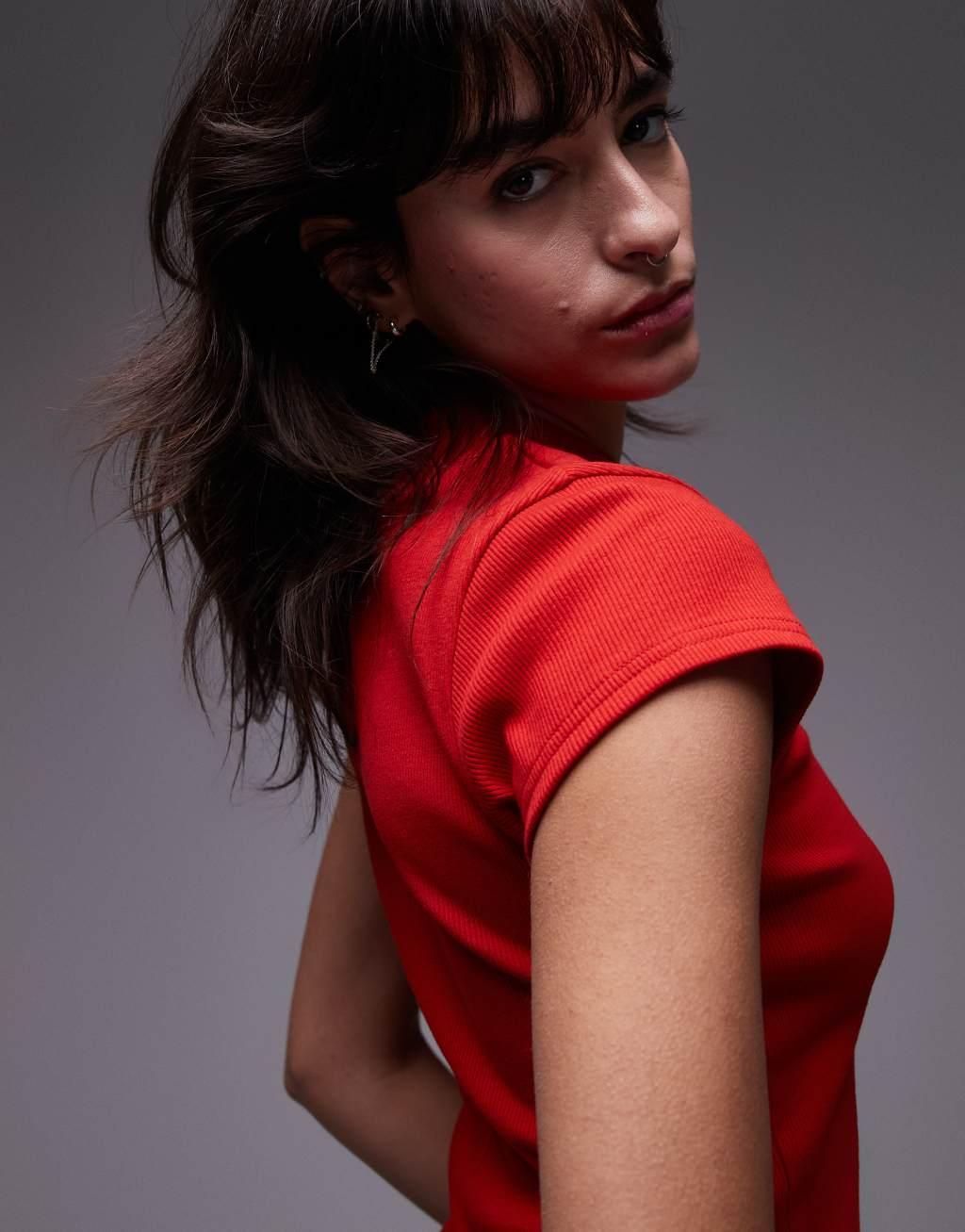 Topshop rib fitted curve hem tee in rust red Product Image
