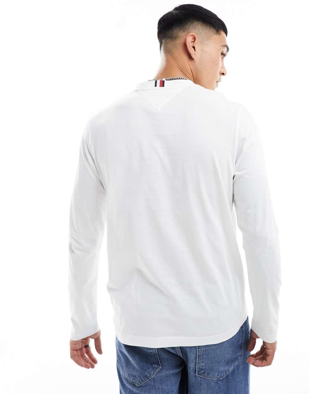 Tommy Hilfiger chest hilfiger 85 long sleeve t-shirt in white Product Image