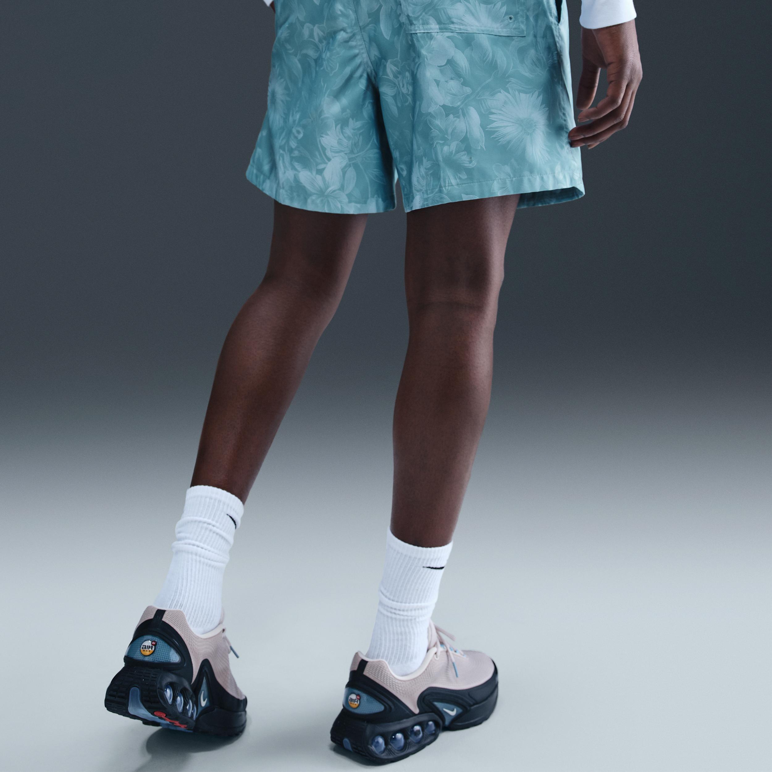 Nike Club Men's Flow Shorts Product Image