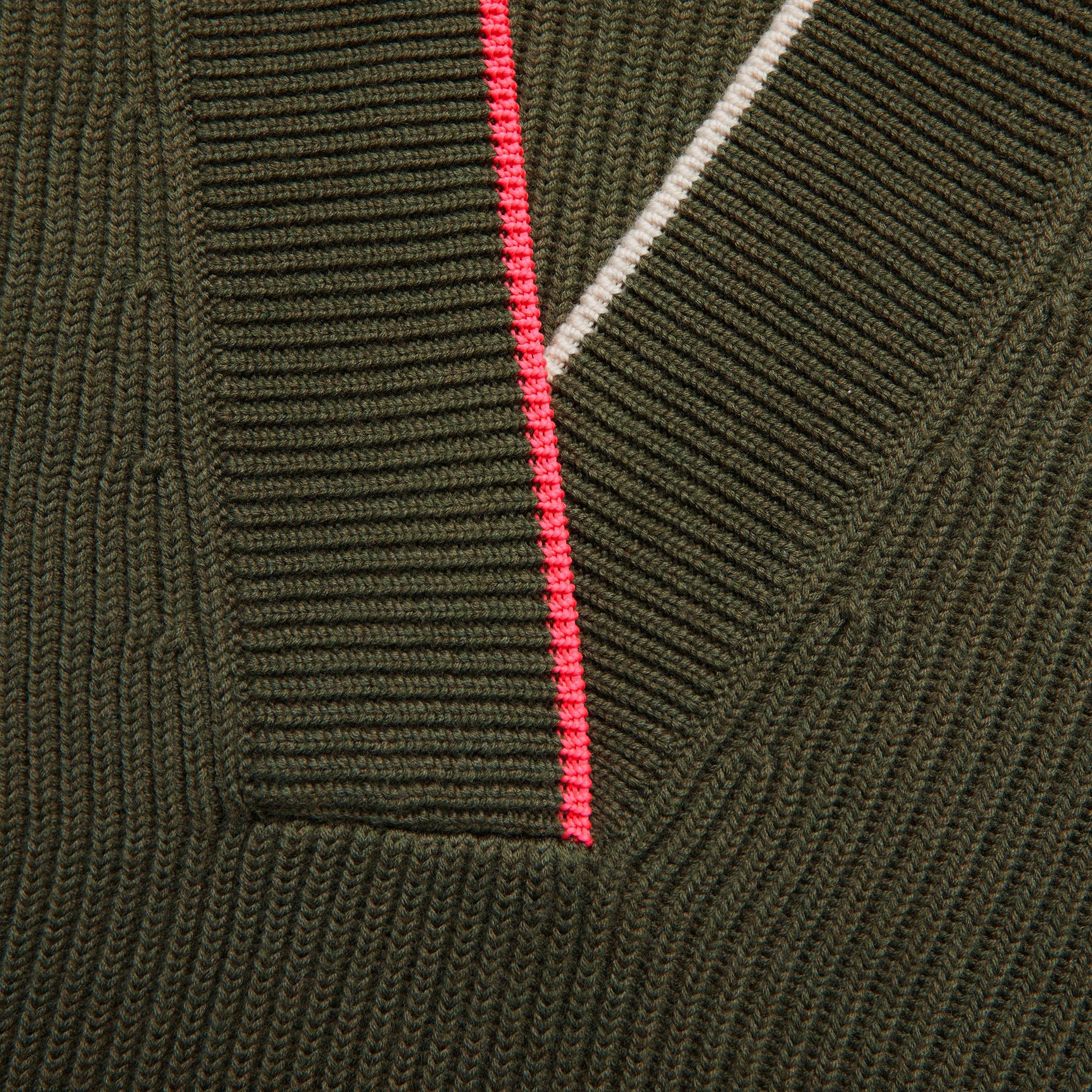 CHUNKY RIB MERINO WOOL RELAXED FIT V NECK SWEATER Product Image