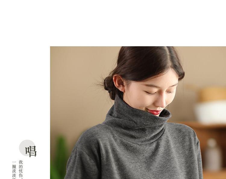 Long Sleeve Turtleneck/Mock Neck Loose Fit Sweatshirt Top (Various Designs) Product Image