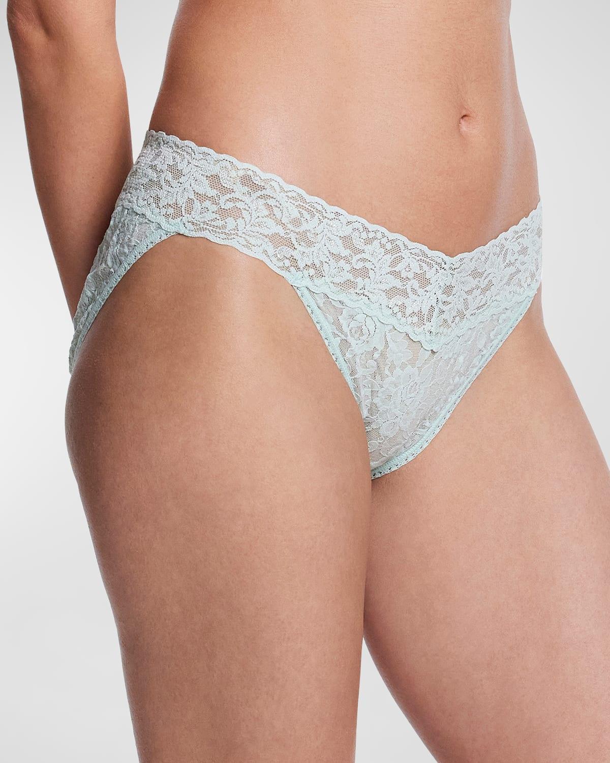 Signature Lace V-Kini Briefs Product Image