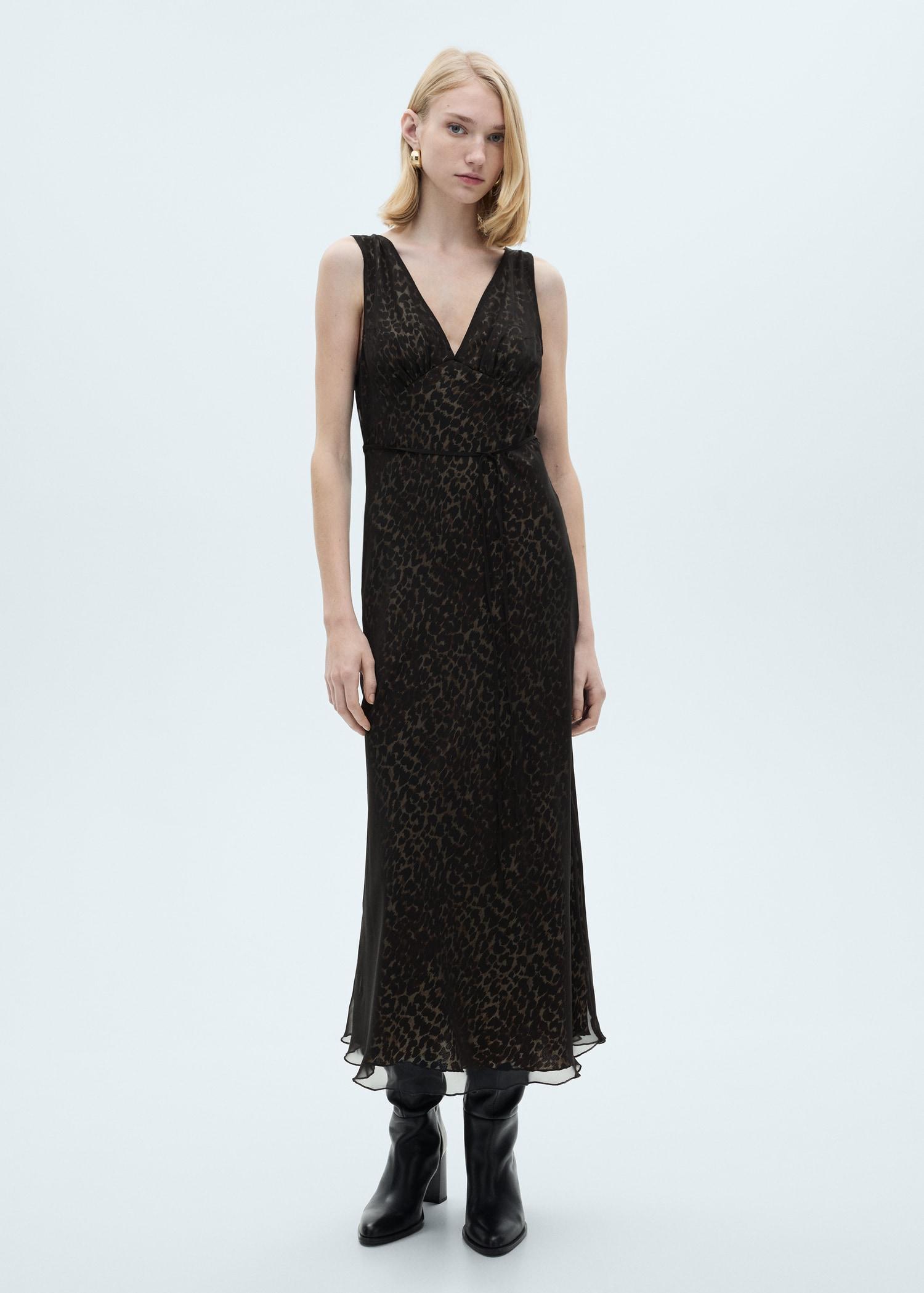 Leopard V-neck dress - Women | MANGO USA Product Image
