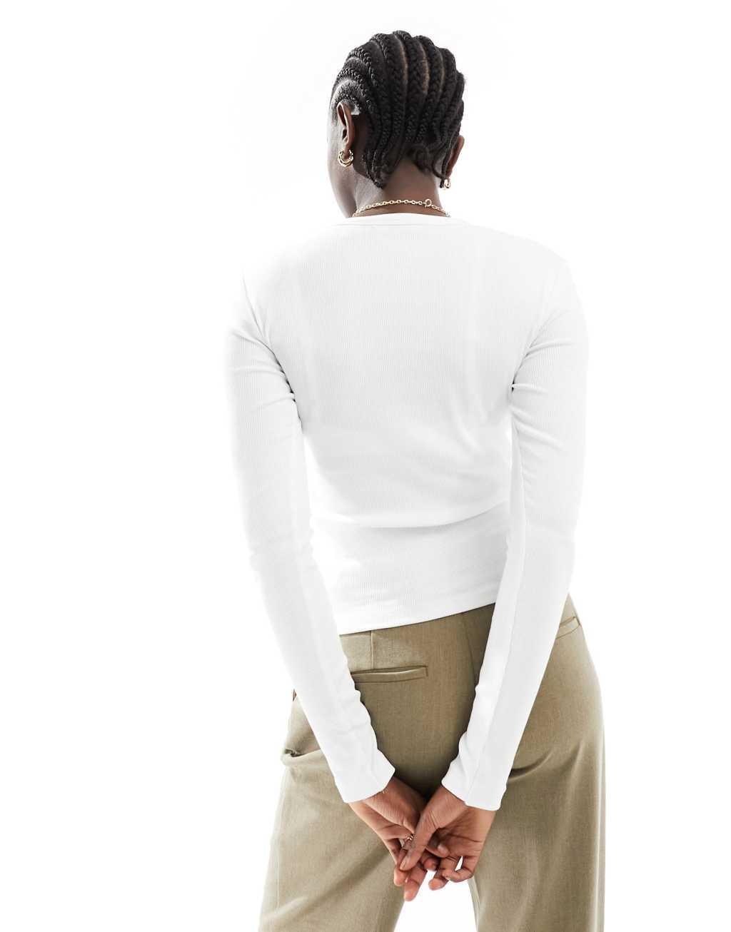 Vero Moda fine ribbed long sleeve top Product Image