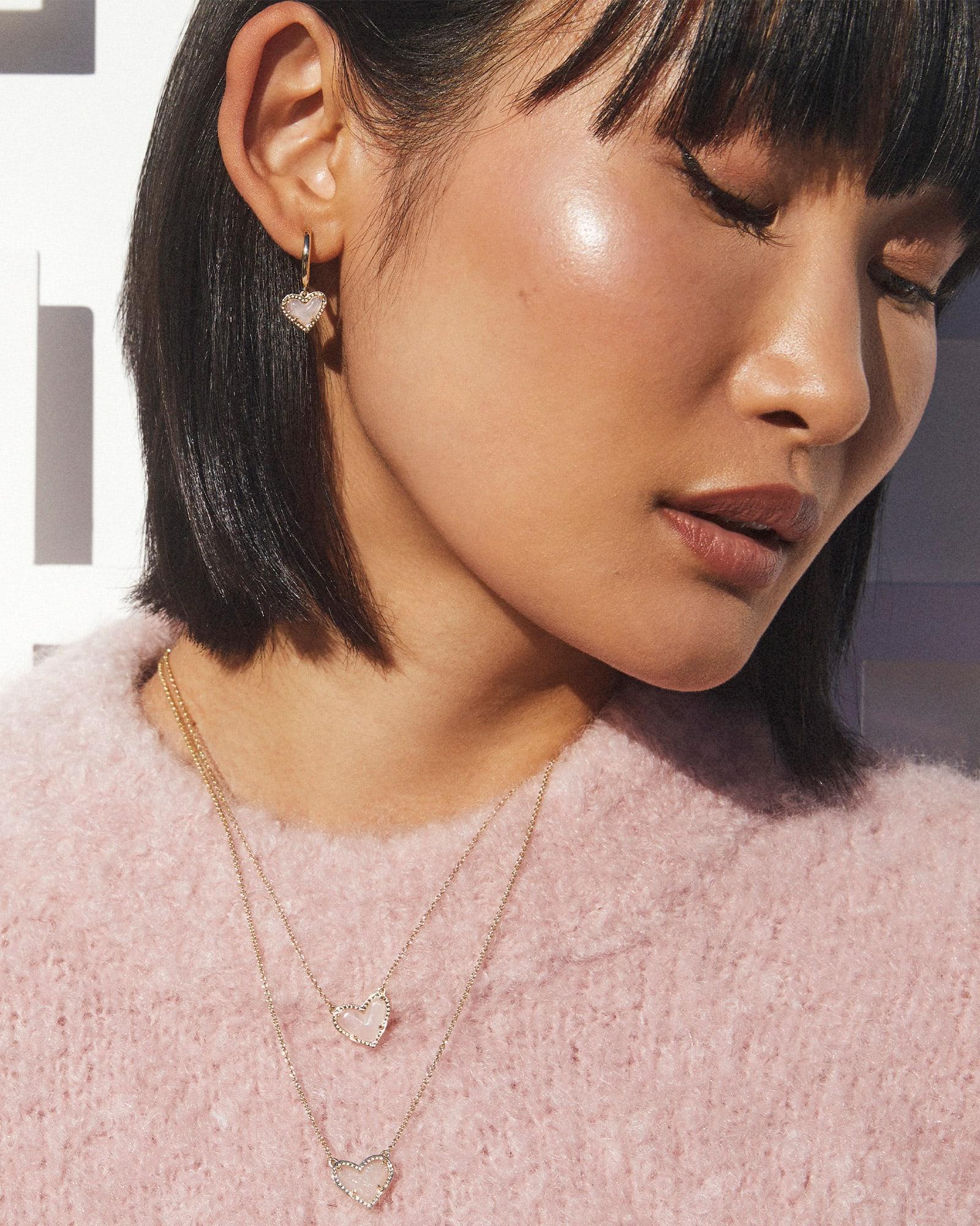 Kendra Scott Ari Heart Short Pendant Necklace, 15 Product Image