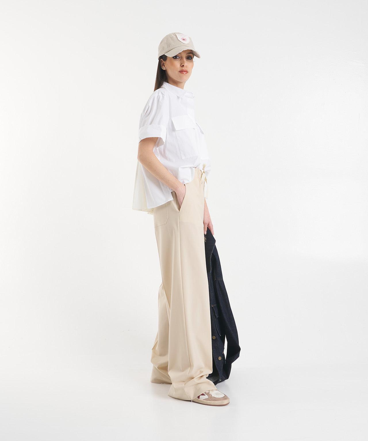 Blouse with pleats Product Image