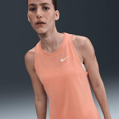 Nike Swift Women's High-Waisted 7/8 Running Leggings with Pockets Product Image