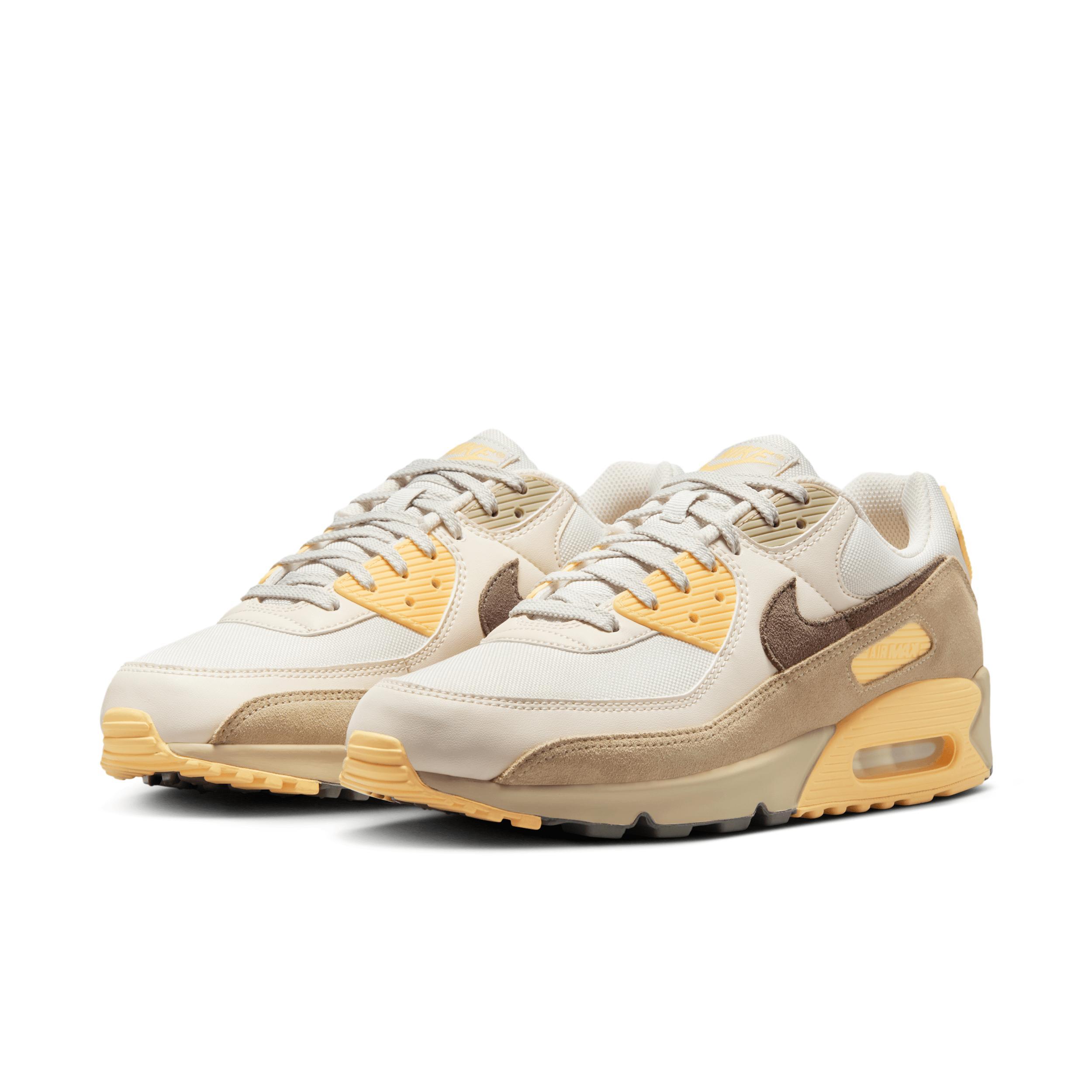 Nike Men's Air Max 90 Shoes Product Image