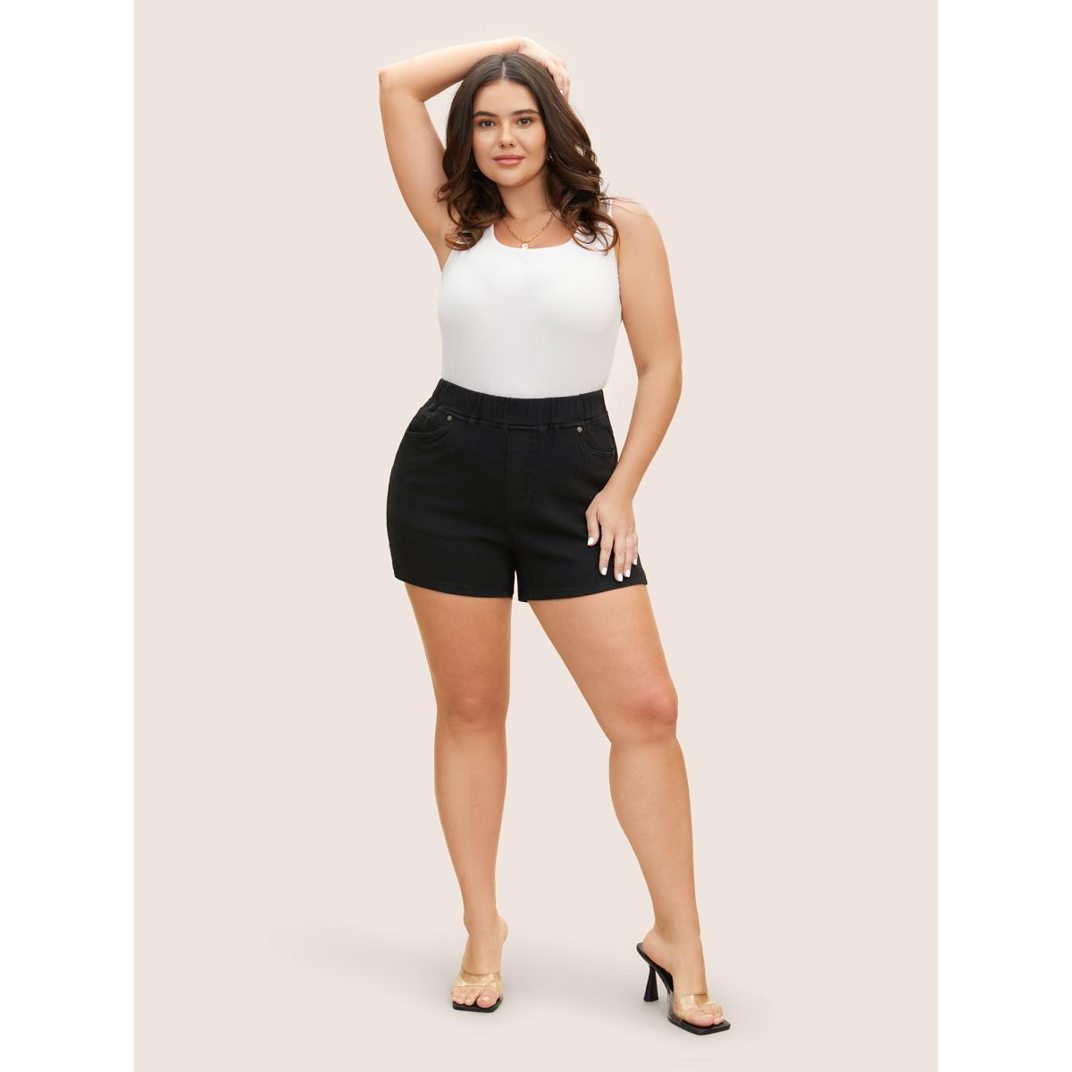 Plus Size Black Wash Slit Hem Slim Denim Shorts Women Denimblack Slit High stretch Everyday Slanted pocket Casual Denim Shorts BloomChic 20/2X Product Image