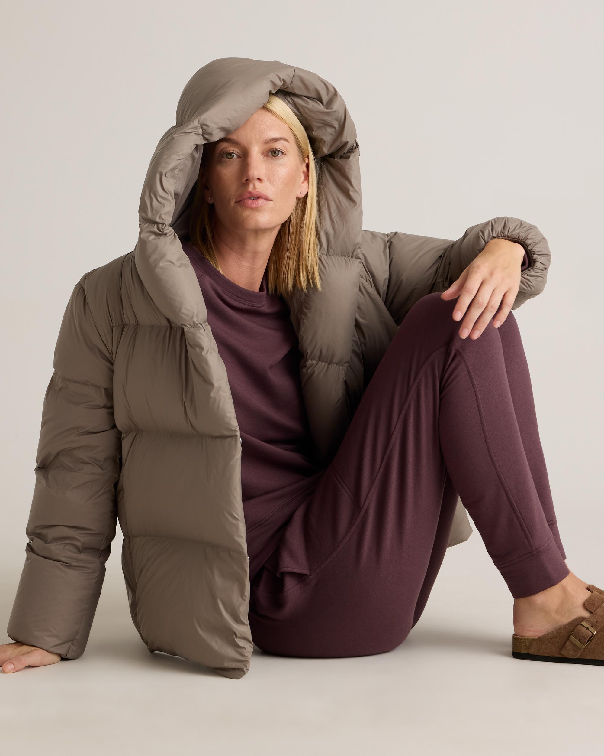 Quince | Women's Responsible Down Duvet Puffer Jacket Recycled Polyester Product Image