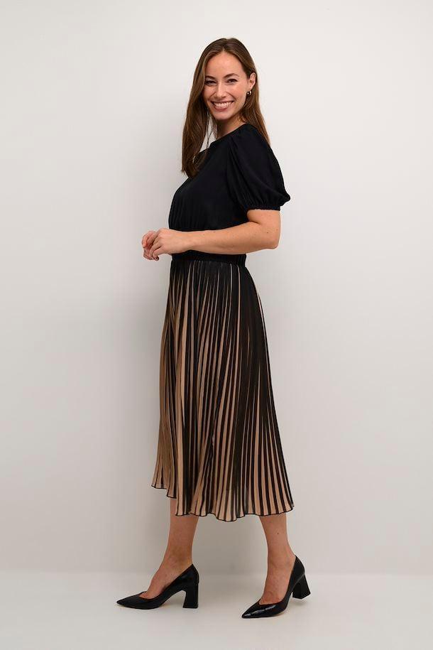 CUcarly Dress with pleats Product Image