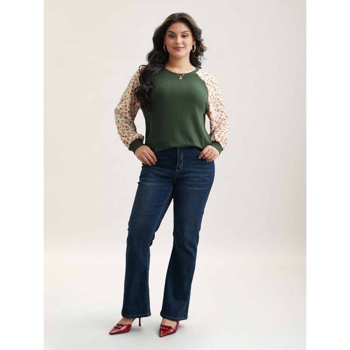 Plus Size Color-Block Printed Raglan Sleeve Waffle Knit T-Shirt ArmyGreen Women Elegant Texture Natural Flowers Round Neck Everyday T-shirts BloomChic 14-16/1X Product Image
