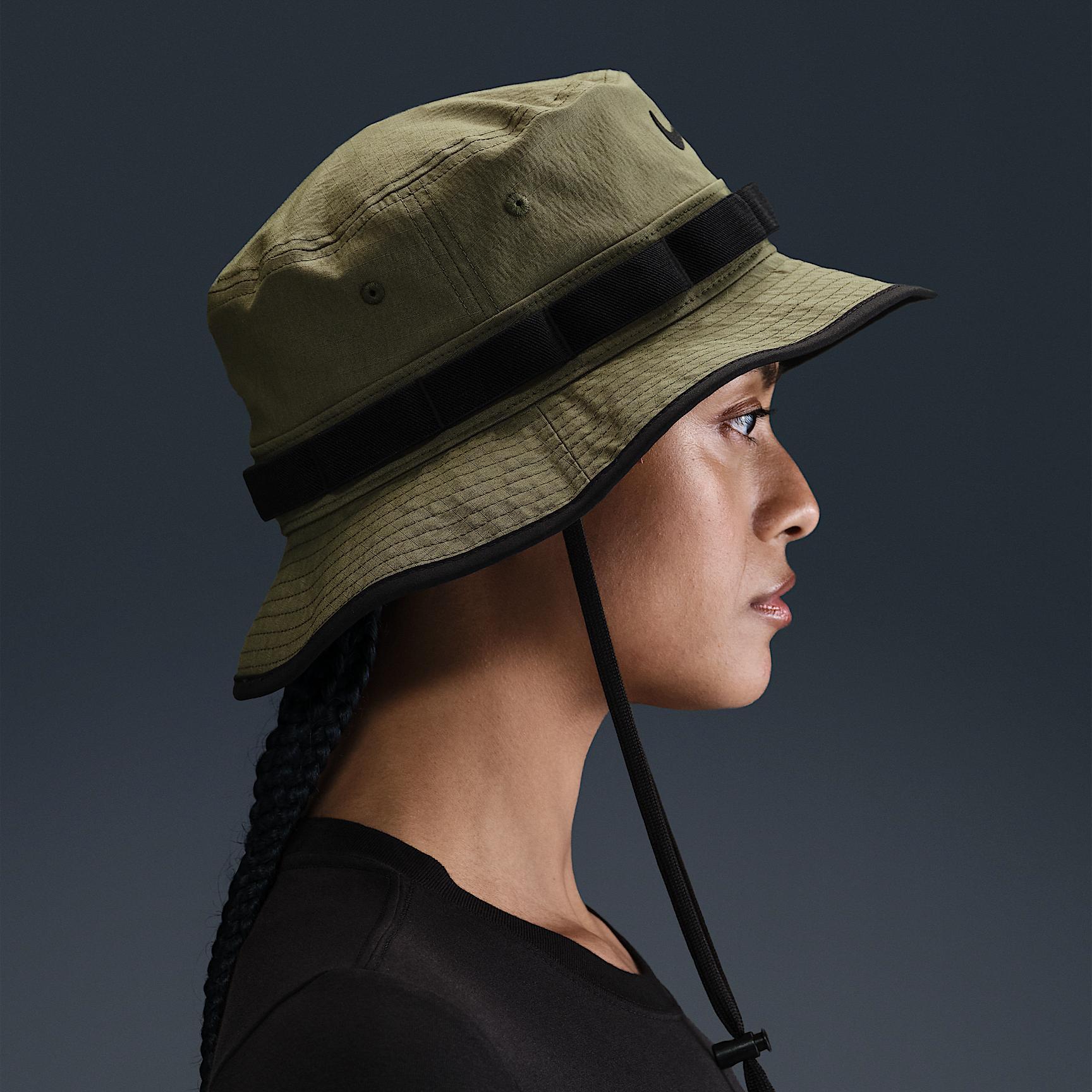 Nike Apex Dri-FIT Bucket Hat Product Image