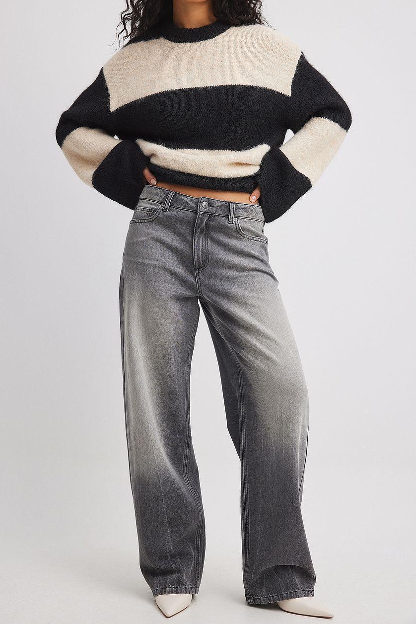 Low Waist Wide Leg Jeans Product Image