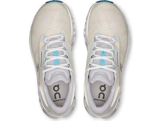 Women's | On Cloudstratus 3 Product Image
