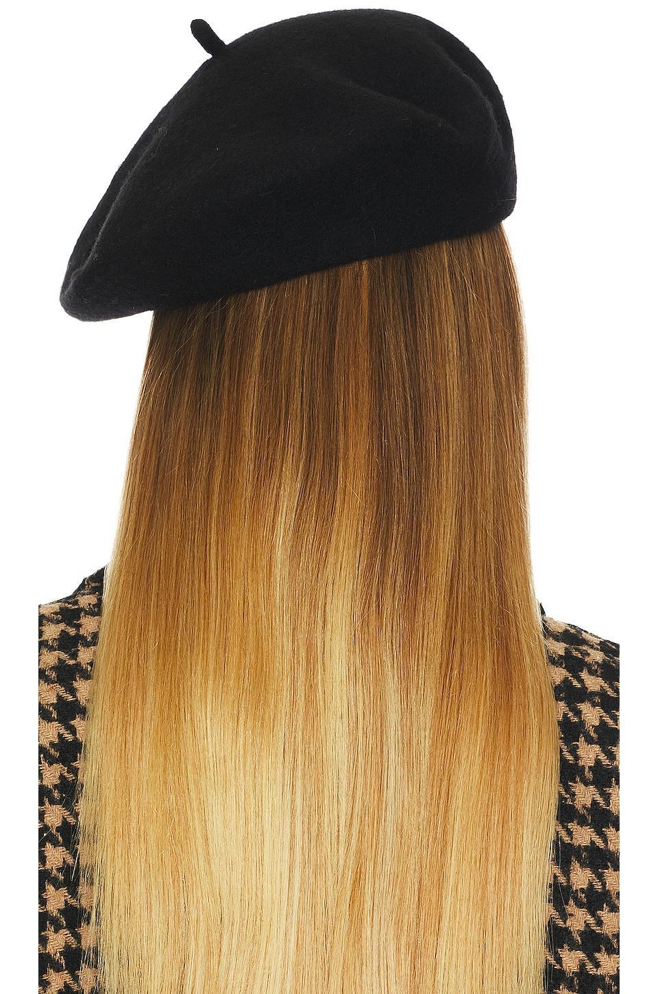 Classic Wool Beret Product Image