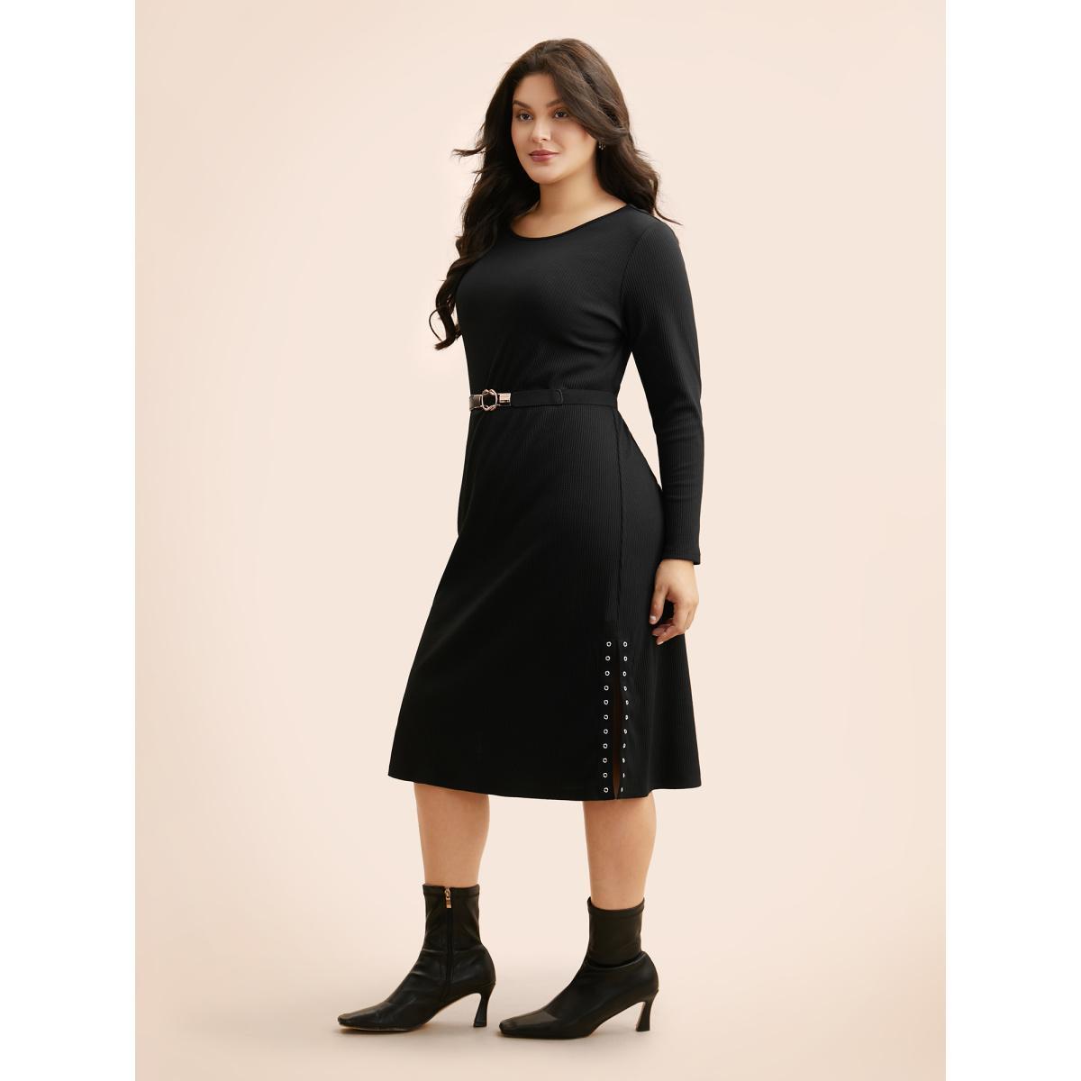 Plus Size Crew Neck Eyelet Split Hem Dress Black Women Casual Eyelet Round Neck Long Sleeve Curvy BloomChic 12/L Product Image
