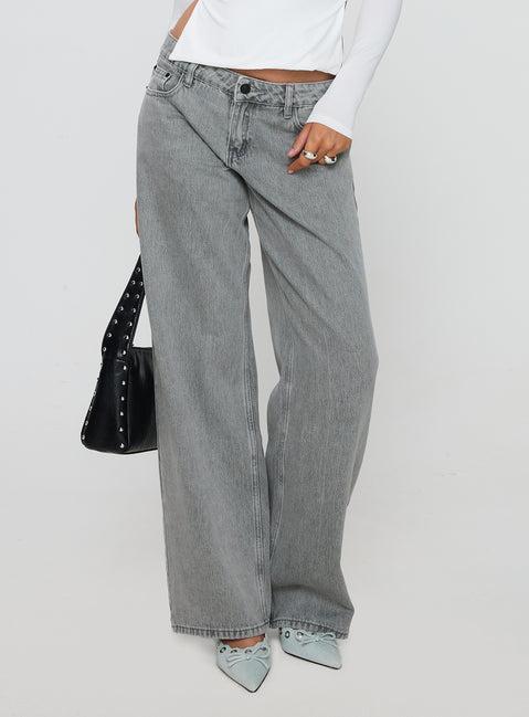 Ellanor Low Rise Straight Leg Jean Washed Grey Product Image