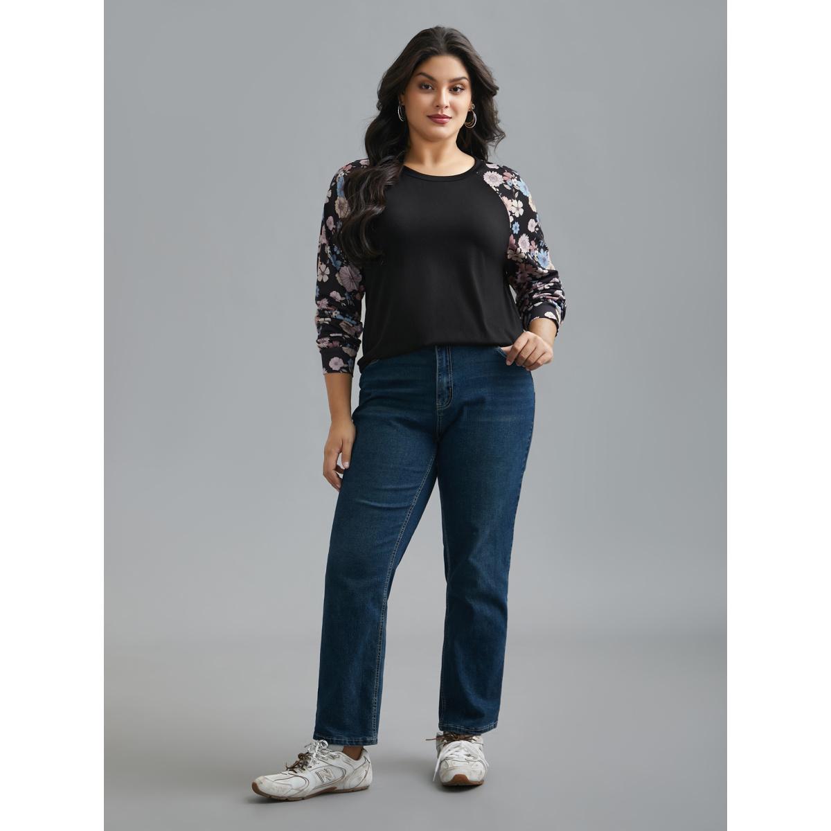 Plus Size Floral Raglan Sleeve Contrast Fabric T-Shirt Black Women Casual Contrast Natural Flowers Round Neck Everyday T-shirts BloomChic 18-20/2X Product Image