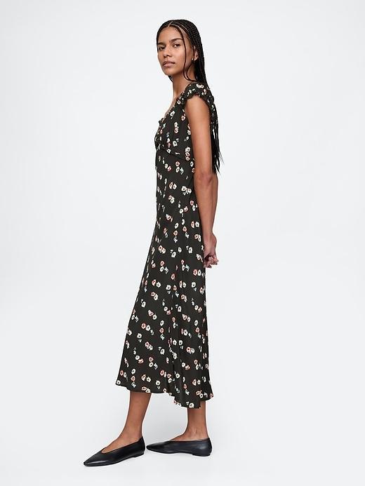 Crepe Sweetheart Maxi Dress Product Image