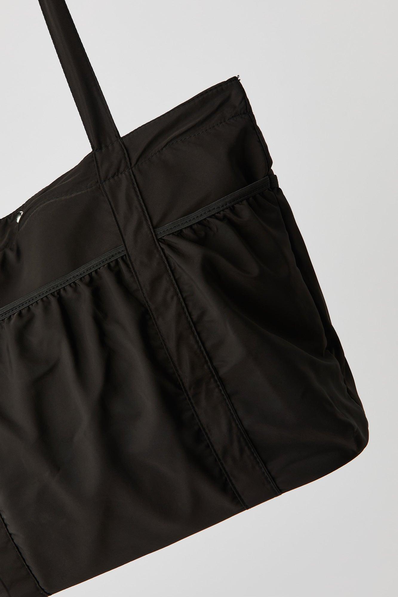 Utility Tote Bag Female Product Image