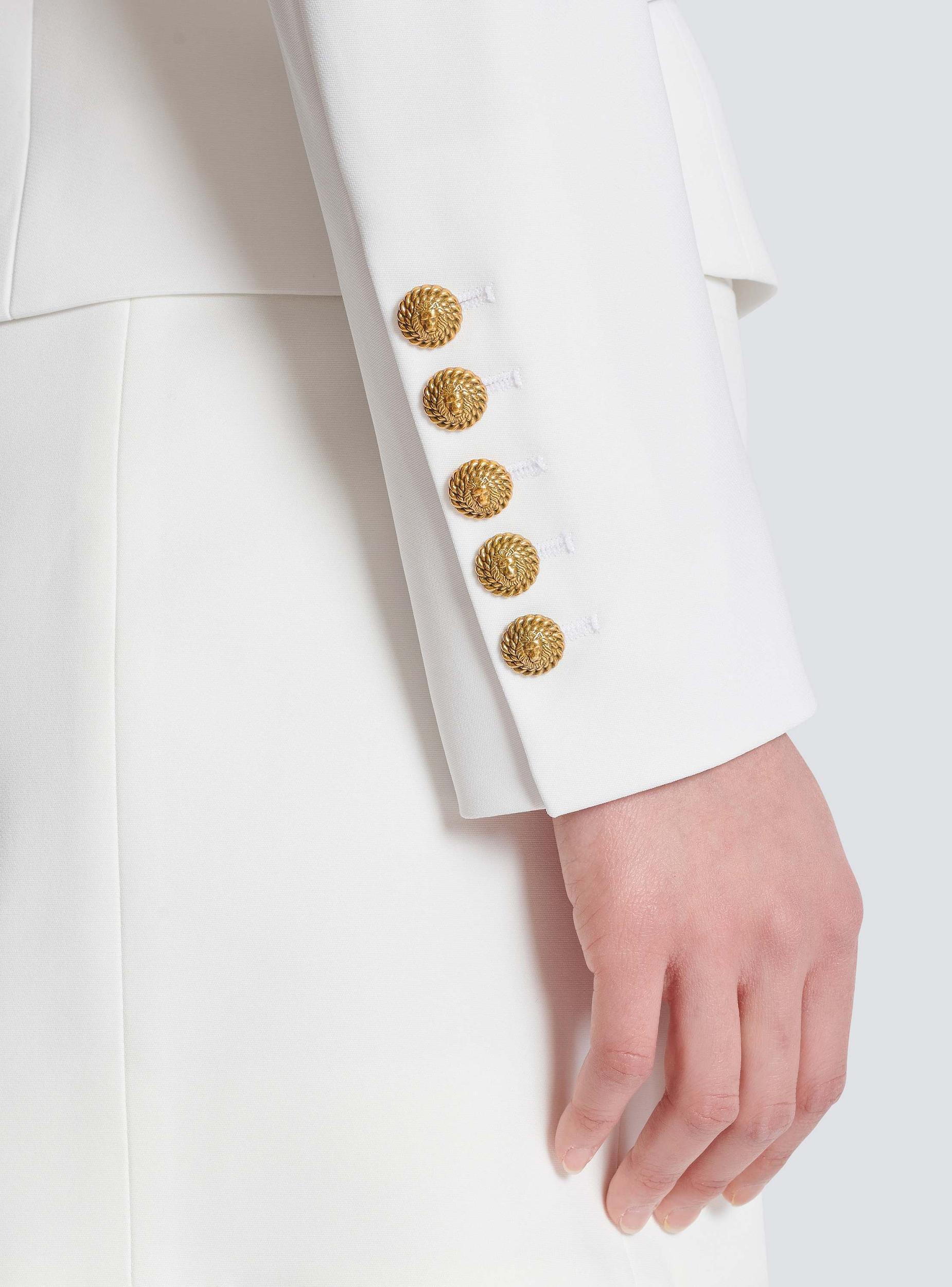 6-button two-tone jacket Product Image