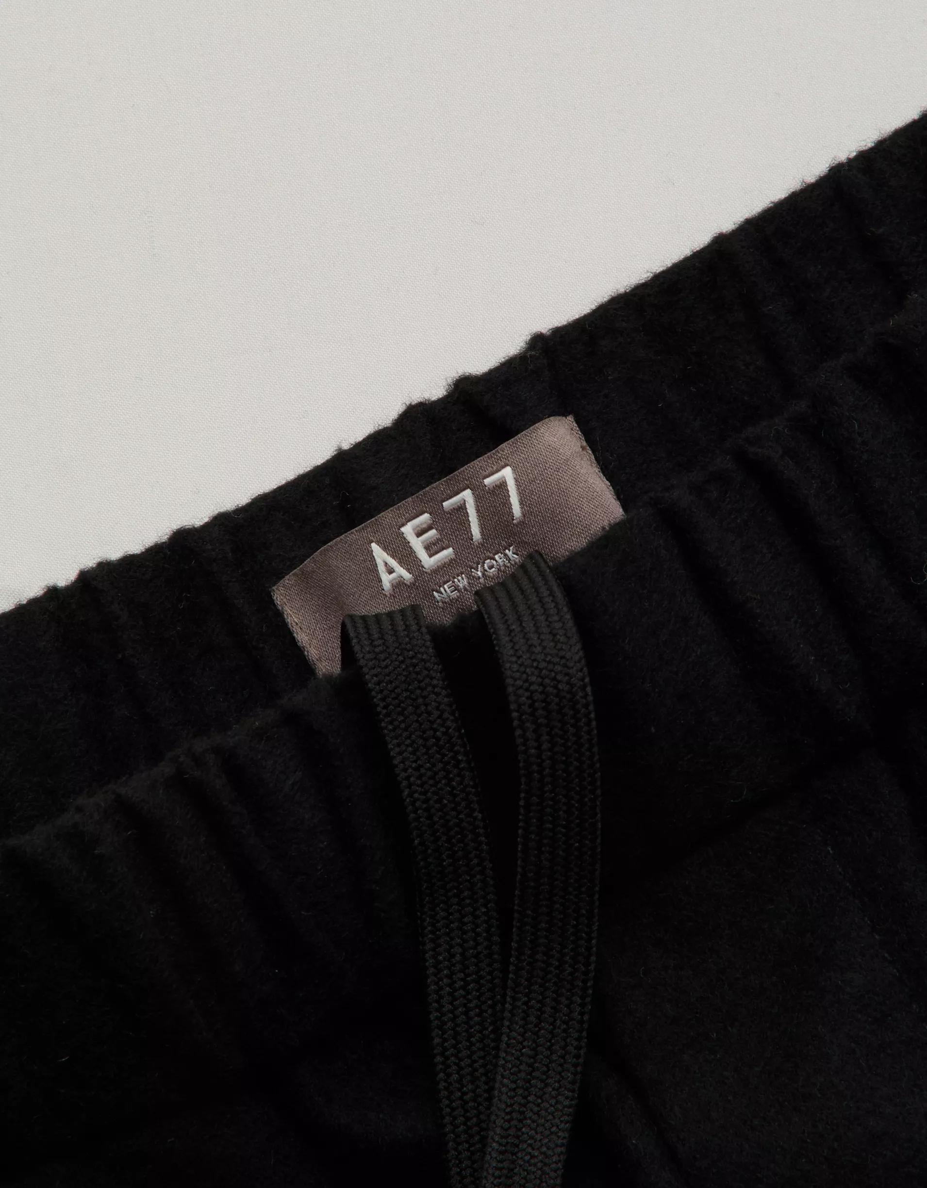 AE77 Premium Loose Trouser Product Image