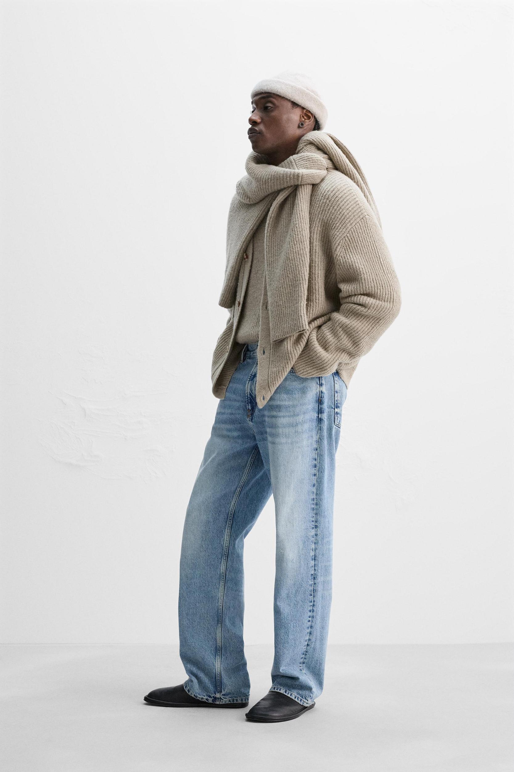 TEXTURED CARDIGAN LIMITED EDITION Product Image