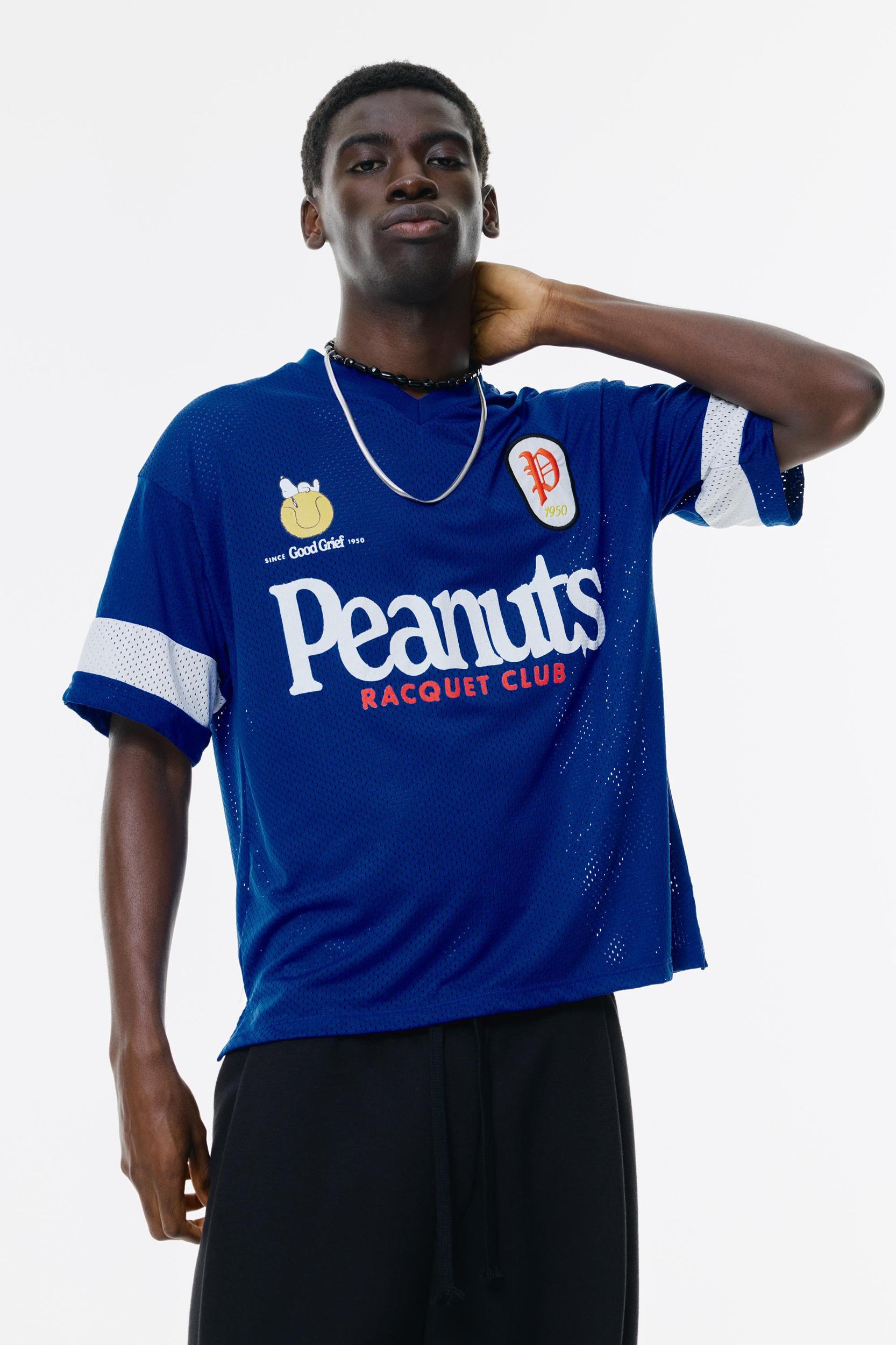 Blue Mesh Snoopy T-shirt Product Image