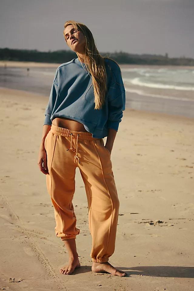 Sprint To The Finish Pants Product Image