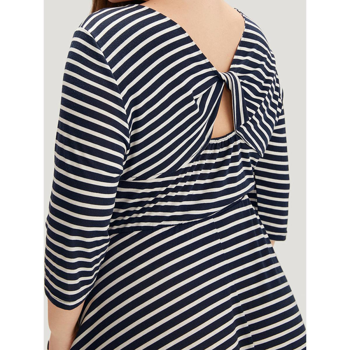 Plus Size Striped Crew Neck Pocket Twist Back Dress Indigo Women Casual Elastic Waist Round Neck Elbow-length sleeve Curvy Midi Dress BloomChic 18-20/2X Product Image
