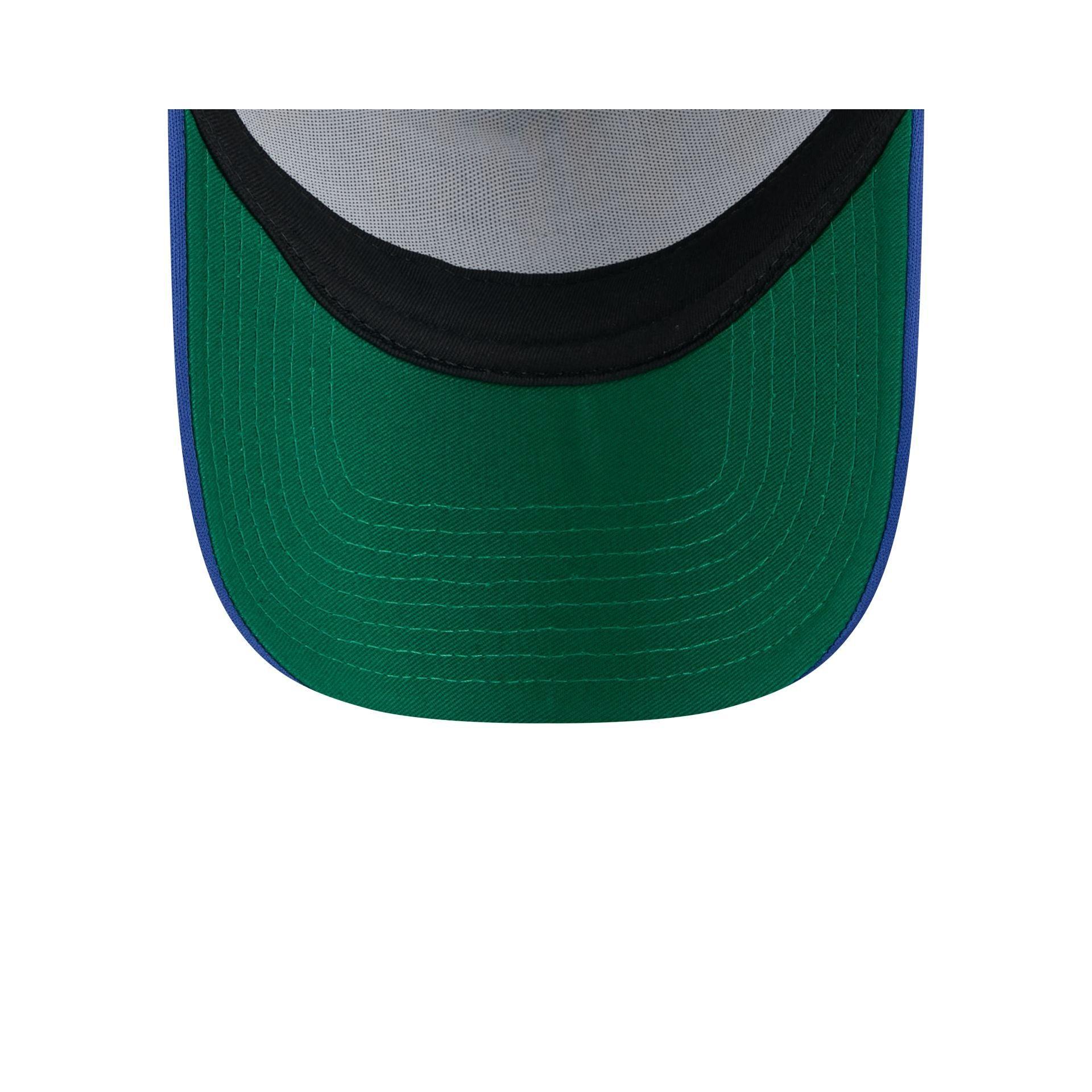 New York Yankees Sport Classics 9FORTY A-Frame Trucker Hat Male Product Image